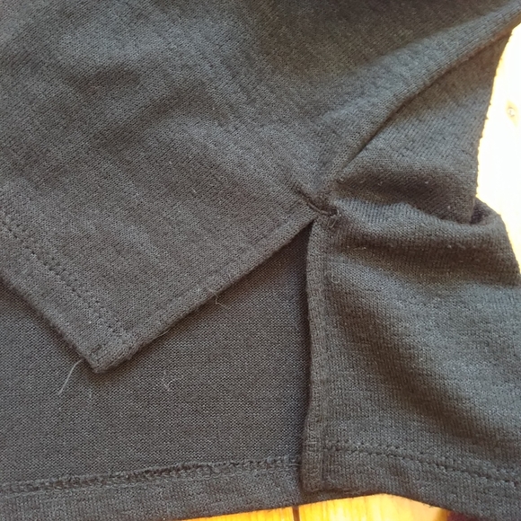 Set of Two Wilfred Free Davina T-Shirts - Picture 5 of 9